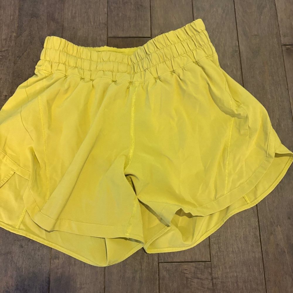 lululemon hotty hot shorts